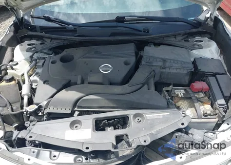 2015 Nissan Altima 2.5 S из США, поврежденный, VIN 1N4AL3AP8FC199076